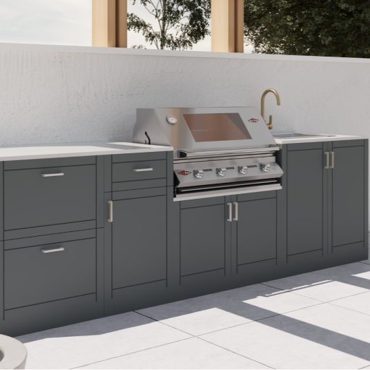 Outdoor Kitchen